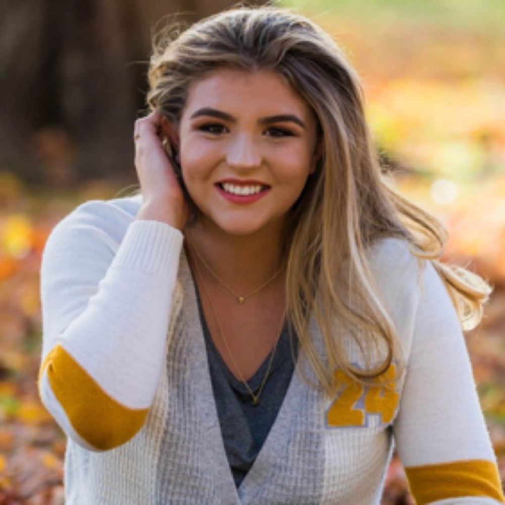 Meet your Posher, Nicole